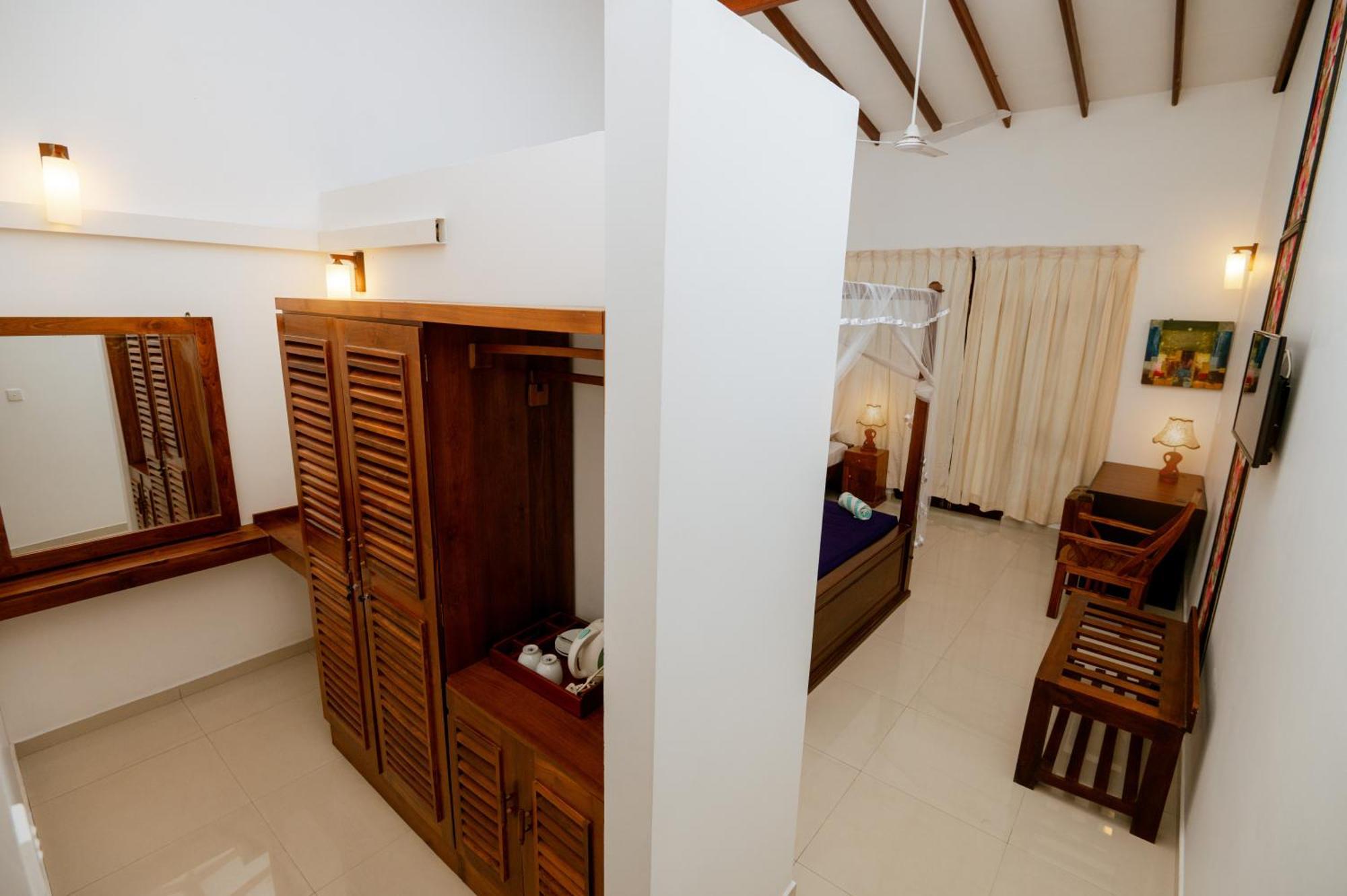 Prince Beach Hotel Bentota Luaran gambar