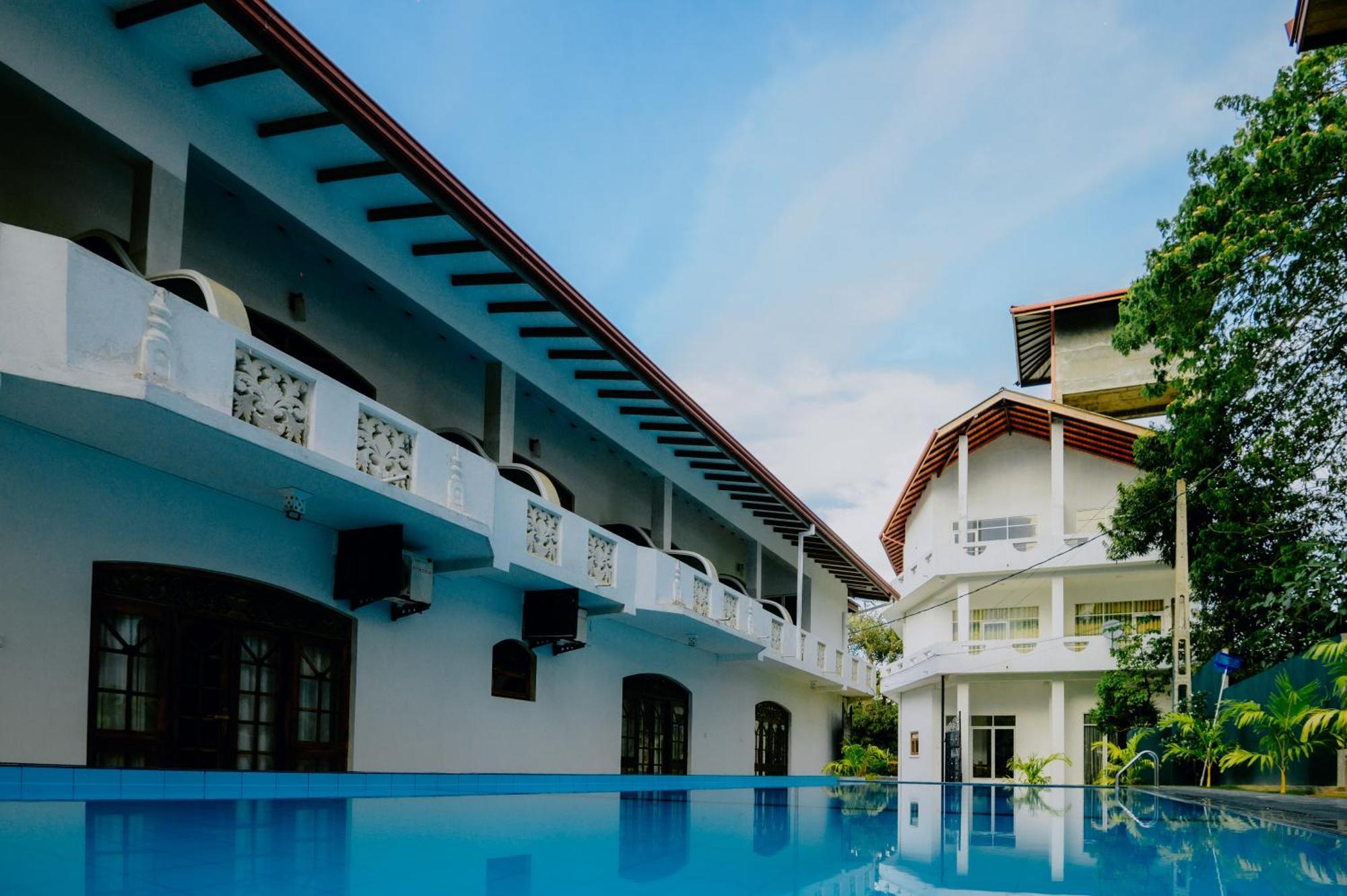 Prince Beach Hotel Bentota Luaran gambar