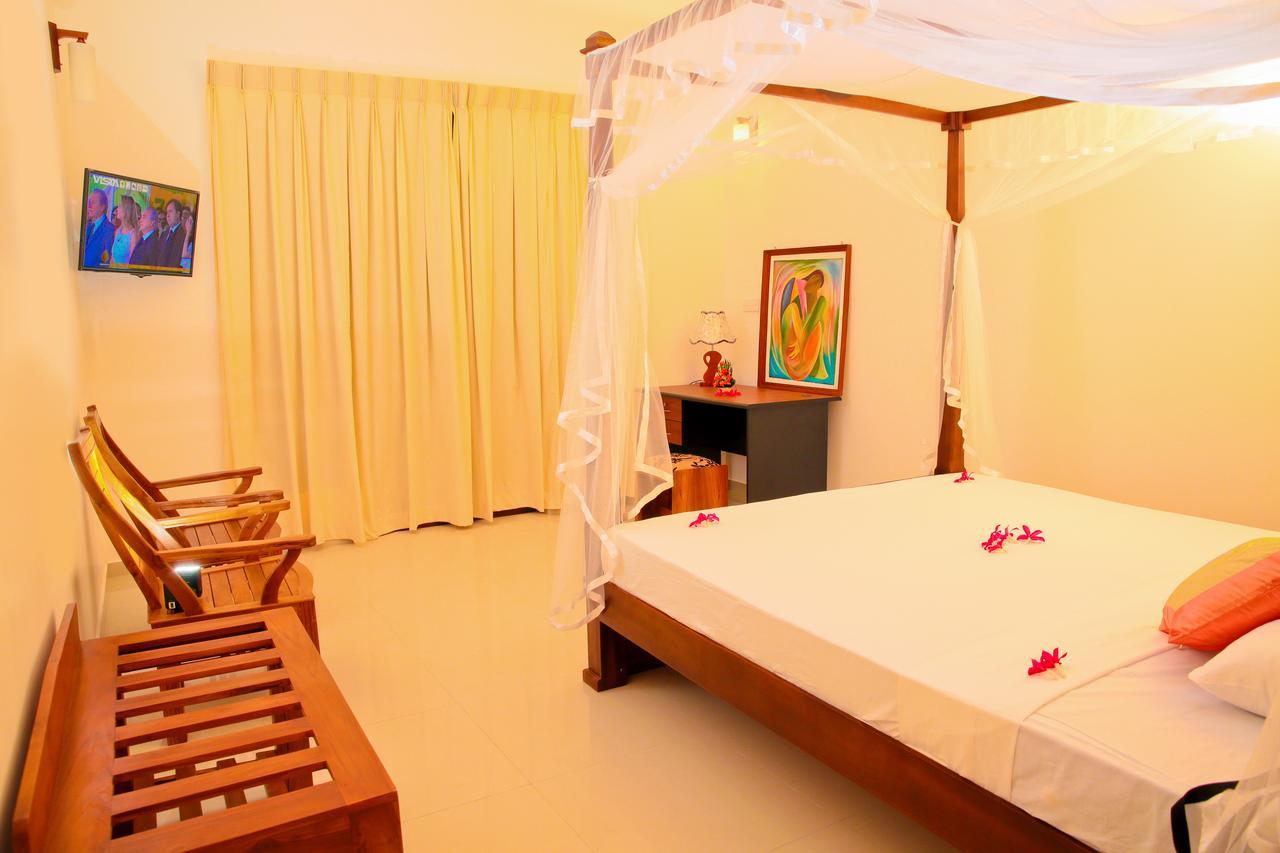 Prince Beach Hotel Bentota Luaran gambar