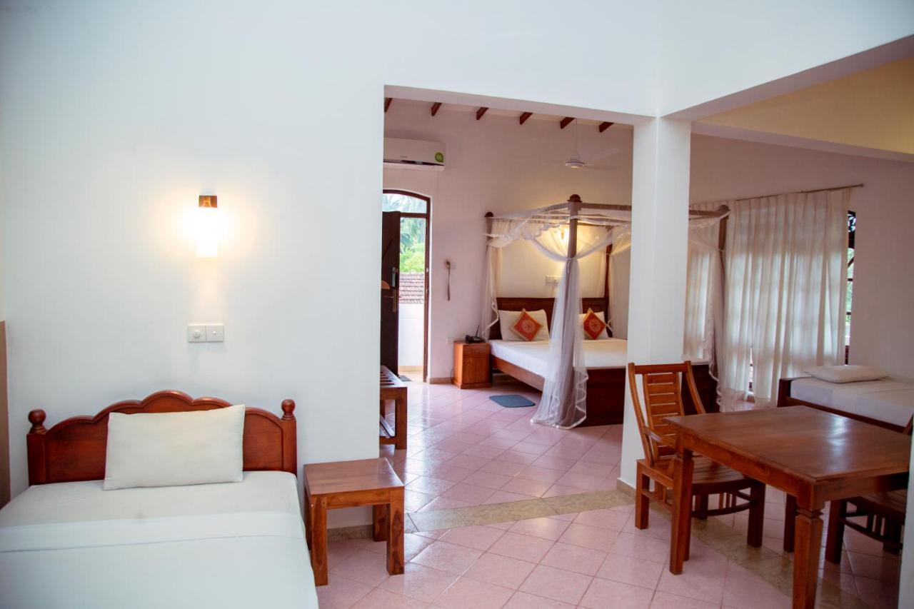 Prince Beach Hotel Bentota Luaran gambar