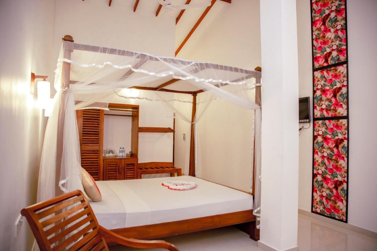 Prince Beach Hotel Bentota Luaran gambar