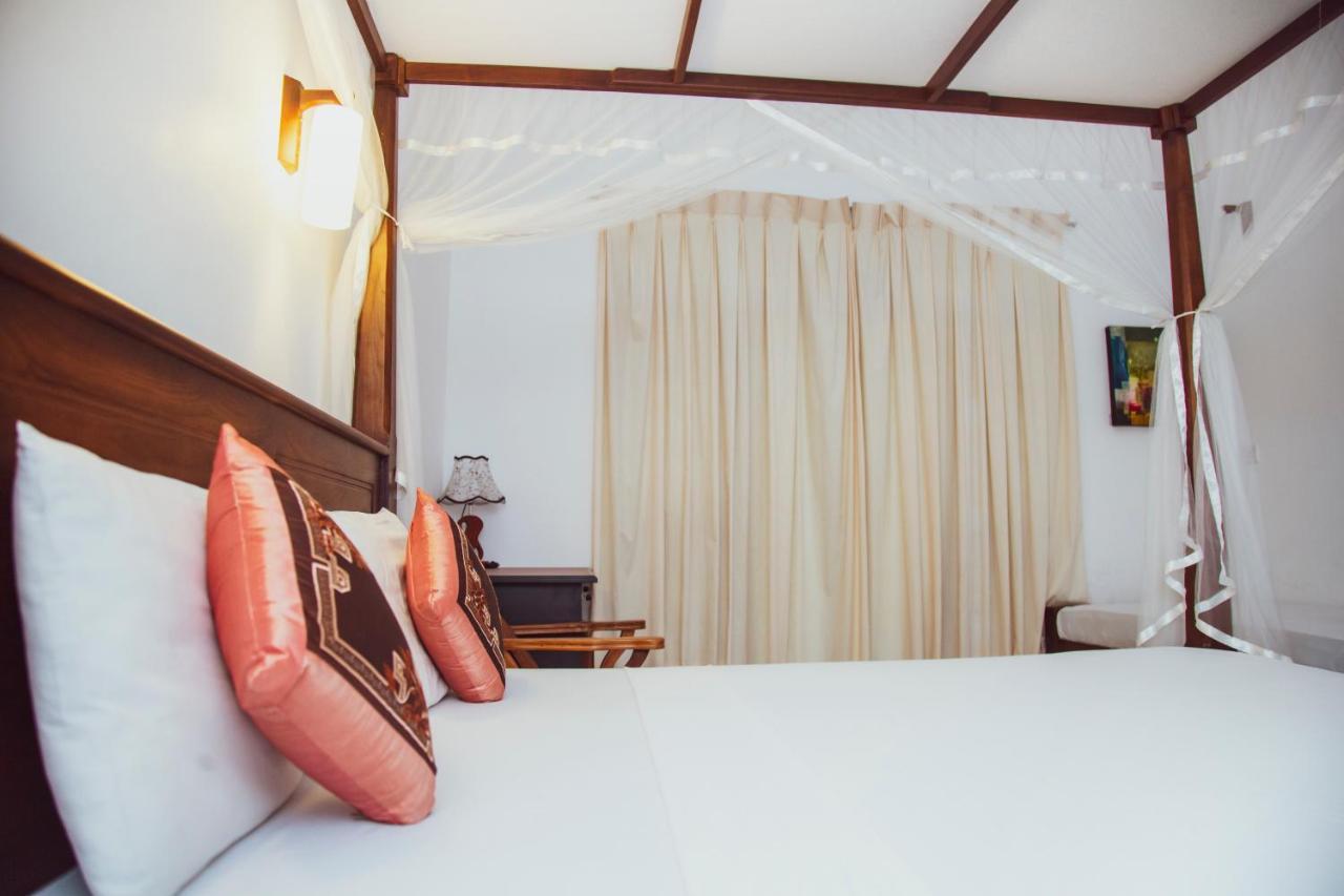 Prince Beach Hotel Bentota Luaran gambar