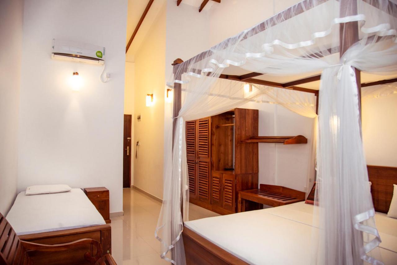 Prince Beach Hotel Bentota Luaran gambar