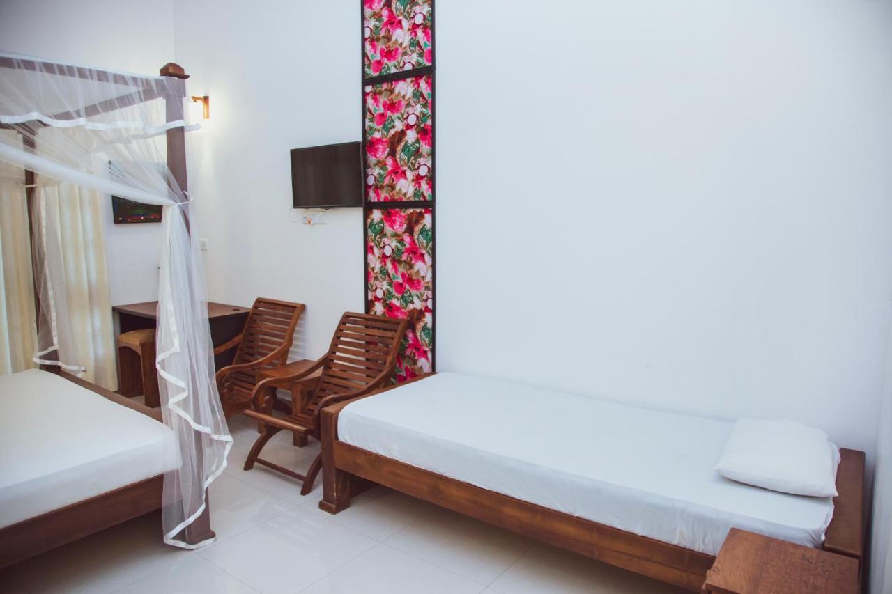 Prince Beach Hotel Bentota Luaran gambar