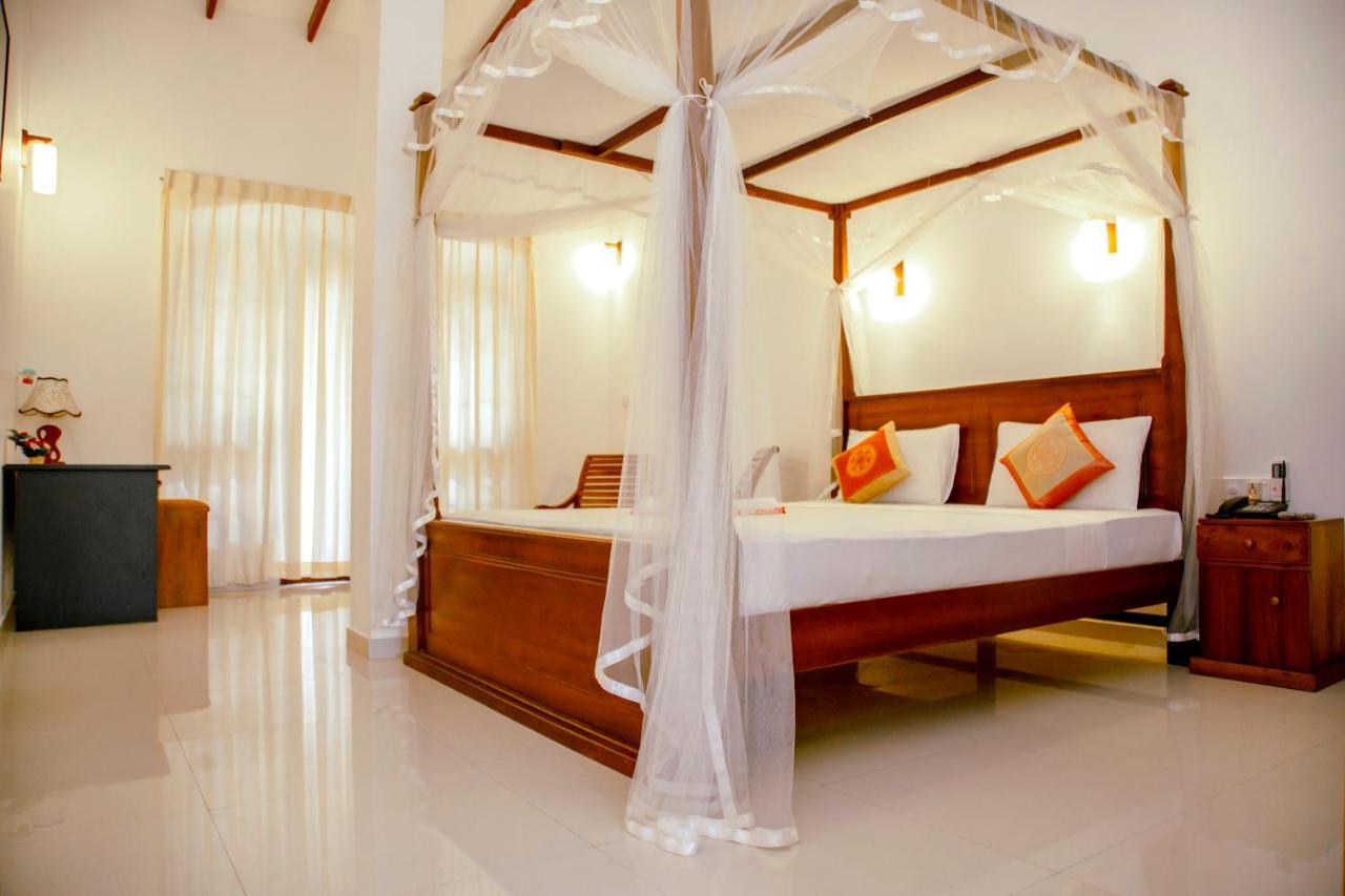 Prince Beach Hotel Bentota Luaran gambar